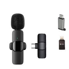 Black Plug & Play Microphone for Vlogging & Outdoor Use